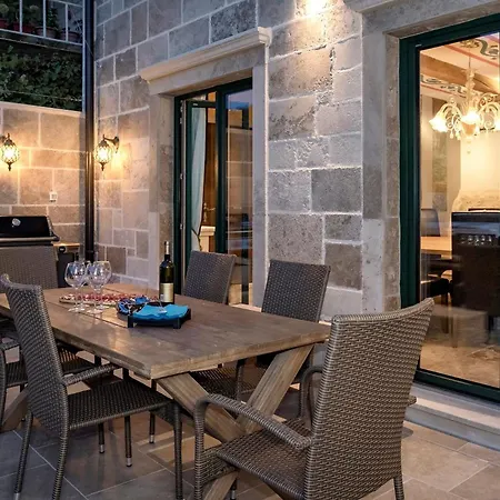 Villa Magical Hvar 5 Bedrooms Aurelia Beautiful Views & Outdoor Jacuzzi *