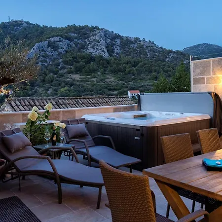 Magical Hvar 5 Bedrooms Aurelia Beautiful Views & Outdoor Jacuzzi Villa