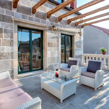 Magical Hvar 5 Bedrooms Aurelia Beautiful Views & Outdoor Jacuzzi * Hvar Town